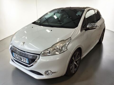 Annonce voiture Peugeot 208 5600 €