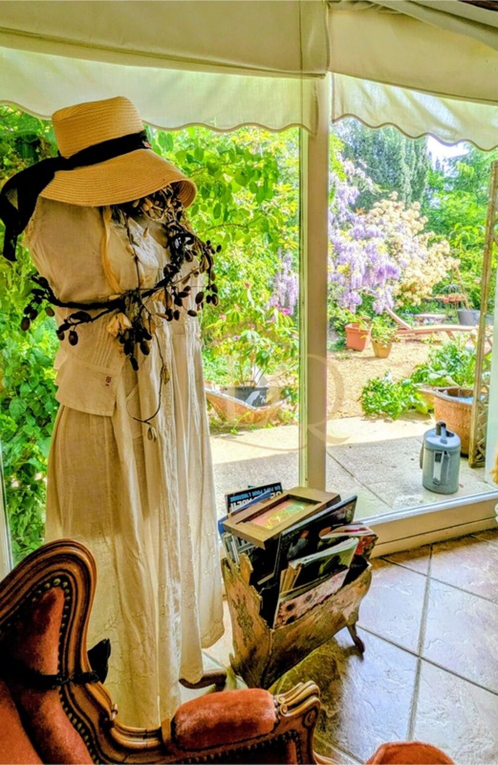 La Maison des Saisons - Maison familiale de 173 m²  3 chambres  terrain paysager de 3 759 m² - Maintenon (28)