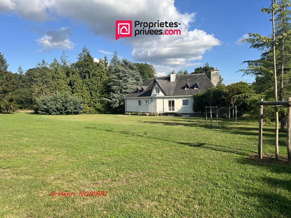 Maison Chateaubriant 10 pièce(s) 280 m2, 6 chambres , 10834m² de terrain