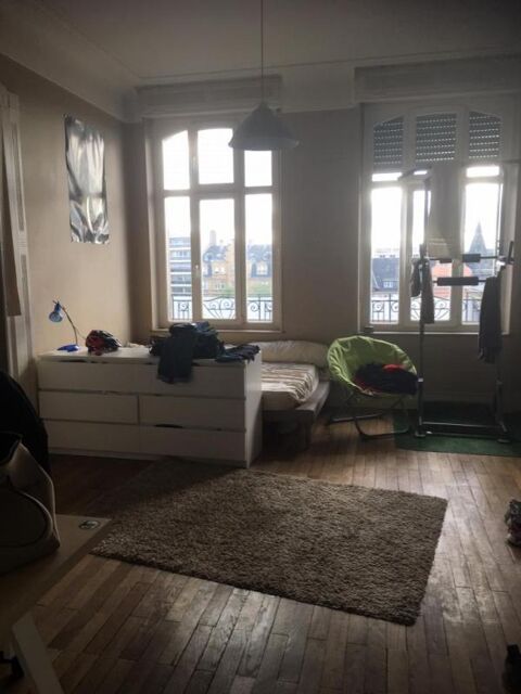  Appartement � louer 4 pi�ces 125 m�