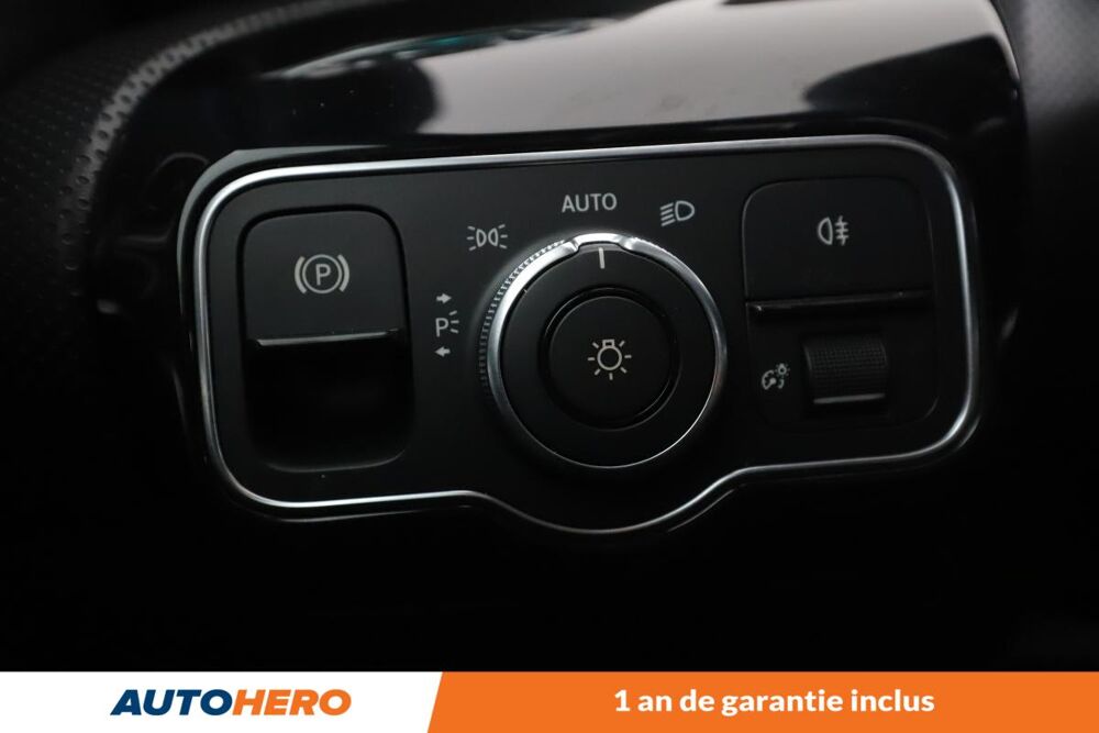 Classe A Berline 180 d AMG Line 7G-DCT 116 ch 2019 occasion 92130 Issy-les-Moulineaux
