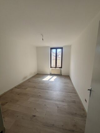  Appartement à louer 3 pièces 54 m²