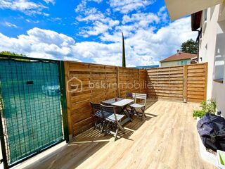  Immeuble à vendre 11 pièces 216 m²