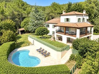  Propriété/château à vendre 9 pièces 313 m²