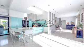  Maison à vendre 6 pièces 212 m²
