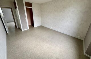  Appartement à louer 5 pièces 90 m²