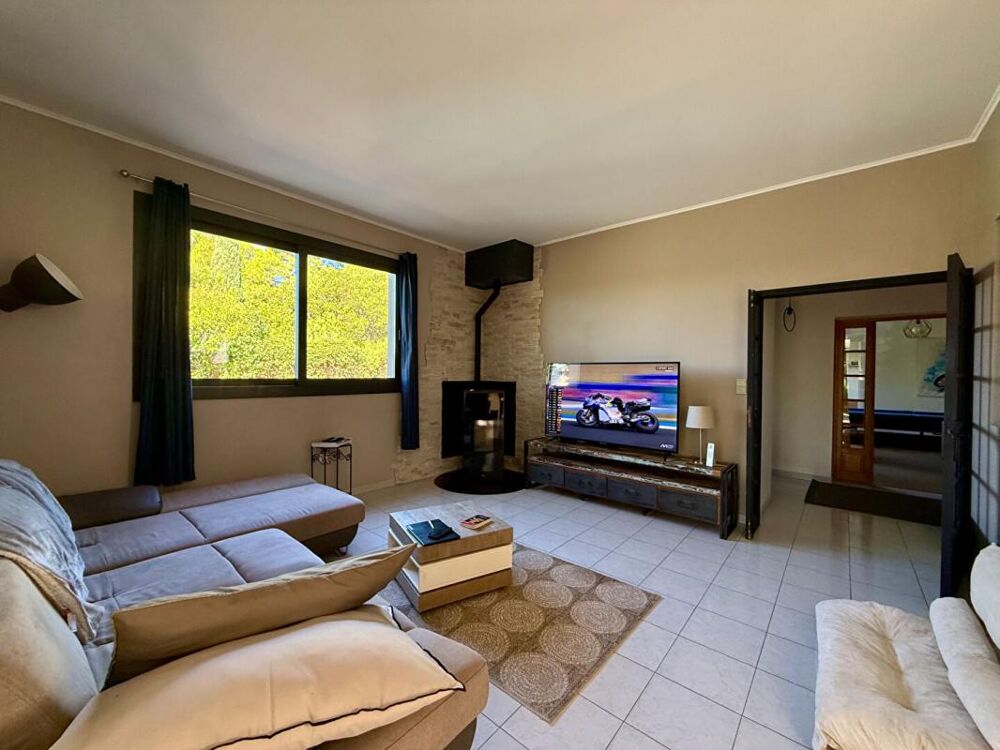 Vente Villa Villa de plain-pied avec piscine et espace bien-être Beziers