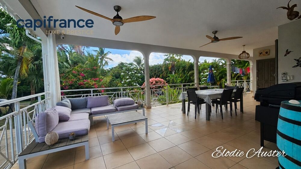 Vente Maison Villa T6 pièces Piscine et Grand jardin arboré  BAIE MAHAULT (971) Baie mahault