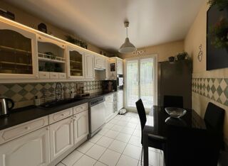 Vente Maison ÉVRY-COURCOURONNES ? MAISON FAMILIALE DE CHARME ? 4 CHAMBRES ? JARDIN ET GRANDE TERRASSE Evry courcouronnes