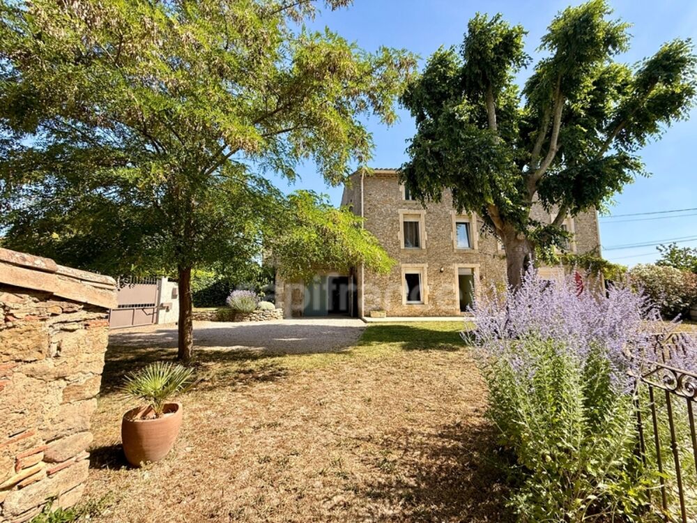 Vente Propriété/Château Maison de Maitre  à vendre 9 pièces CARCASSONNE (11)  sur 233m2 habitables , 5 chambres, garage, piscine terrain 1100m2 Carcassonne