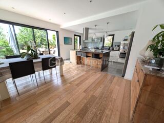  Maison à vendre 8 pièces 206 m²