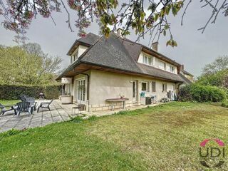  Maison  vendre 6 pices 200 m