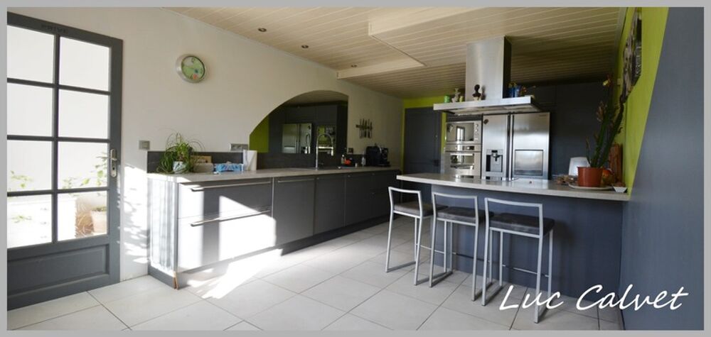 Vente Maison À vendre 390000€ : superbe maison de caractère 250m2 avec piscine et vue panoramique – Puylaurens Puylaurens