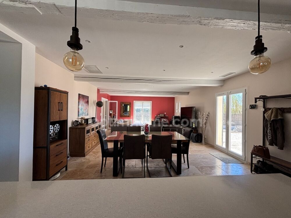 Vente Maison Maison à FONTVIEILLE de plain pied 4 chambres Fontvieille