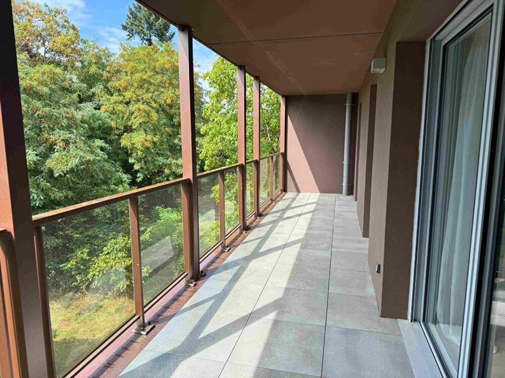 Appartement - Rennes - 3 pièces - 58.8 m2 + Parking + Loggia - Quartier Jeanne d'Arc