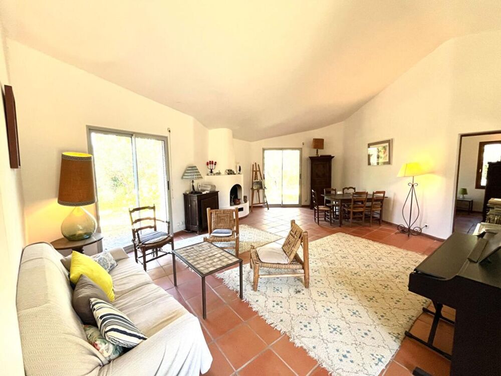 Magnifique propriété sur Aups - 293m²