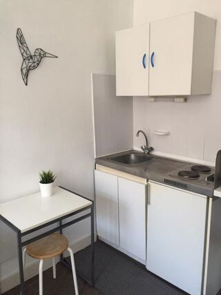  Appartement à louer 1 pièce 20 m²