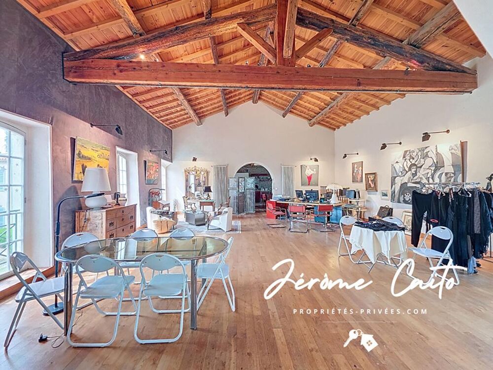  vendre  Proprit/chteau Nimes (30900)