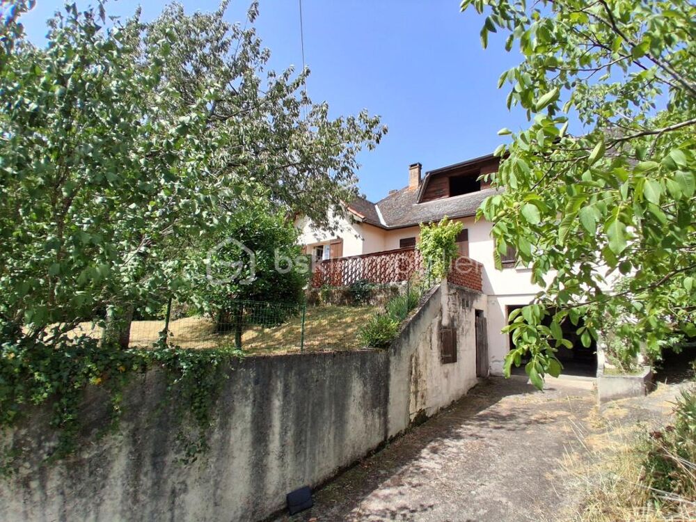 A SAISIR Maison familiale de 150 m² avec dépendances  Terrain arboré de 2 733 m²  Tombeboeuf