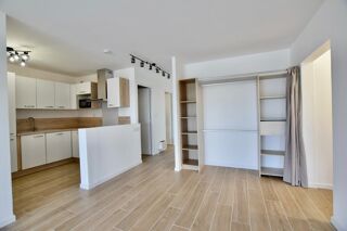  Appartement � vendre 5 pi�ces 76 m�