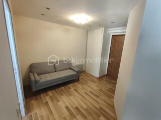  Appartement  louer 2 pices 33 m Melun