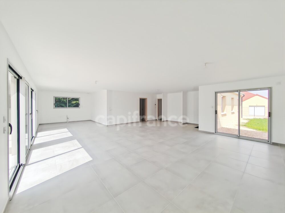 A vendre à Demigny (71) maison neuve de 146 m² 6 pièces 4 chambres 684 m² de terrain !
