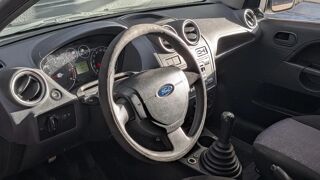 Fiesta Ambiente 5p 68cv FORD 2008 occasion 73000 Chambery