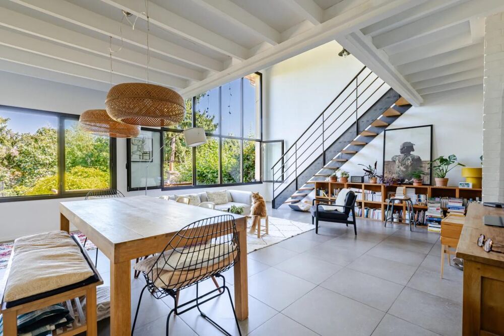 Vente Maison VILLENEUVE-LE-ROI – MAISON FAMILIALE DE CARACTÈRE – 231 M² HABITABLES – 4 CHAMBRES – TERRAIN 698 M² – GARAGE AVEC MEZZANINE Villeneuve le roi