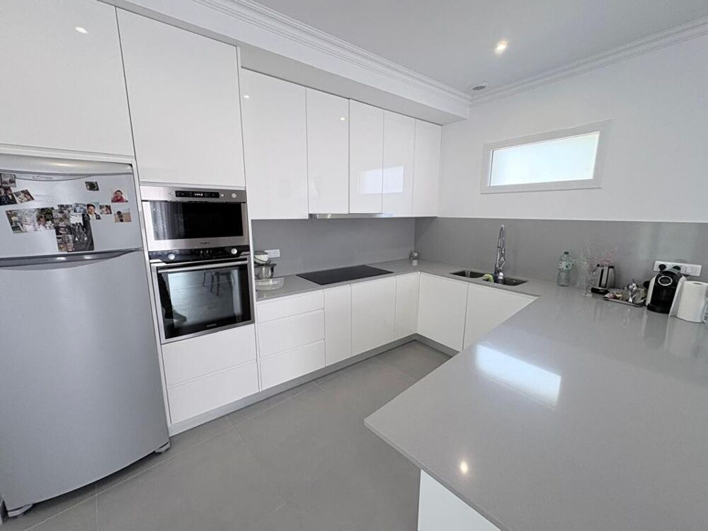 Maison PLAIN PIED TOTAL Montreuil Juigne 5 pièce(s) 160 m2