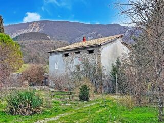 Maison 3 pièces 140 m² · à Thoard · 140 m² · 225 000 €