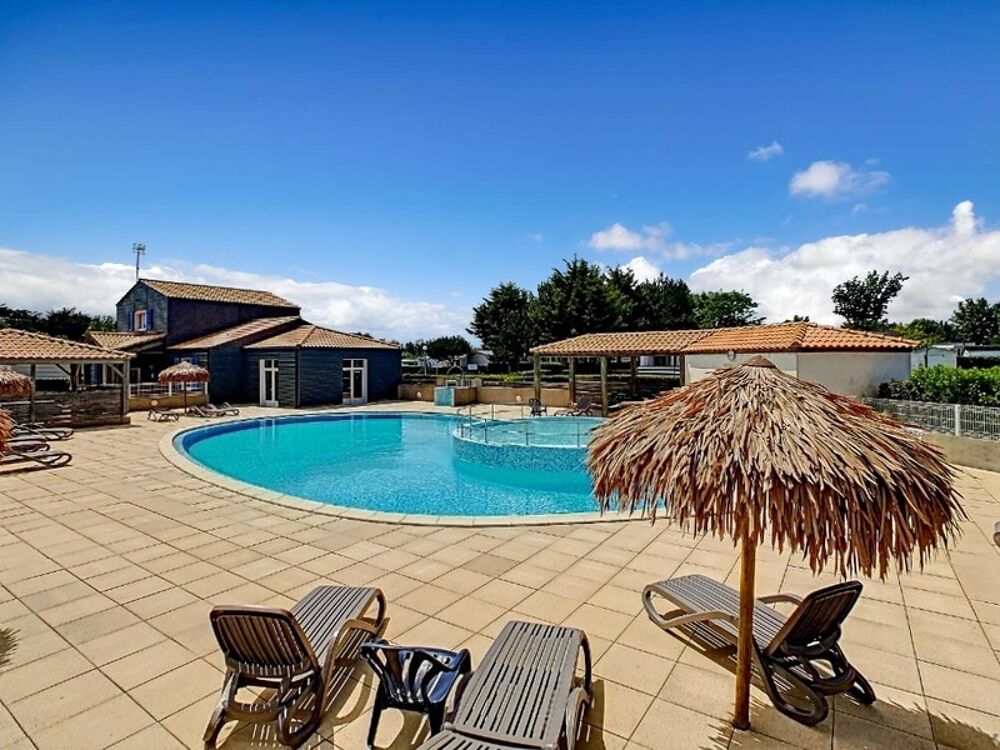 Mobile-Home - 48 m2 + 20 m2 de terrasse - sur parcelle 255 m2 - piscine privée - 5 min plage- SAINT GILLES CROIX DE VIE (85)