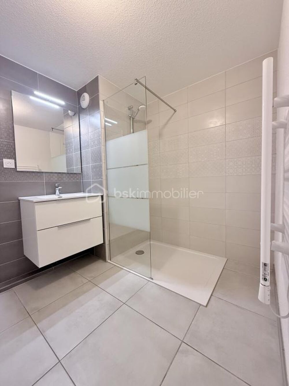 FRONTALIER SUISSE ? F2 RÉCENT AVEC TERRASSE & GARAGE  HUNINGUE