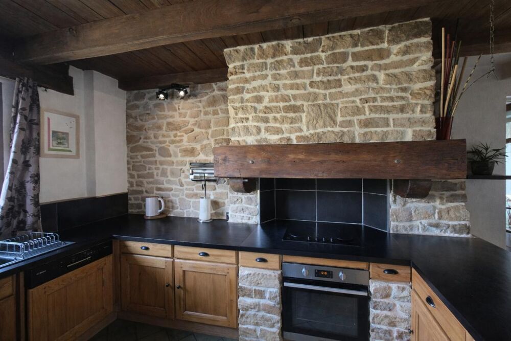 Vente Maison Belle Longère atypique de 162 m2 habitables, rénovée avec goût dans le Morbihan  (15 kms de Lorient  -2.5 km d'Hennebont - 6 kms Hennebont