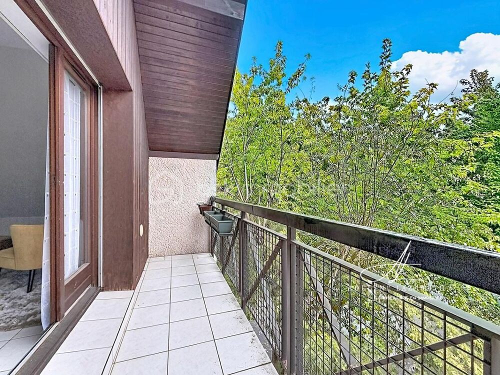 Vente Appartement ANNECY-LE-VIEUX – STUDIO 43 M² AU SOL – DERNIER ÉTAGE – BALCON – CAVE – MEUBLÉ Annecy le vieux