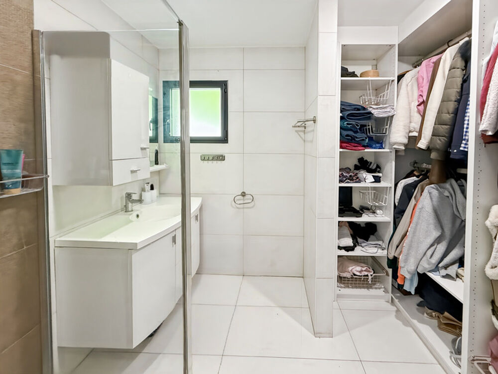 � vendre  Maison �chenevex (01170)