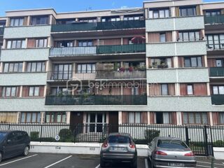 Appartement  vendre 4 pices 74 m