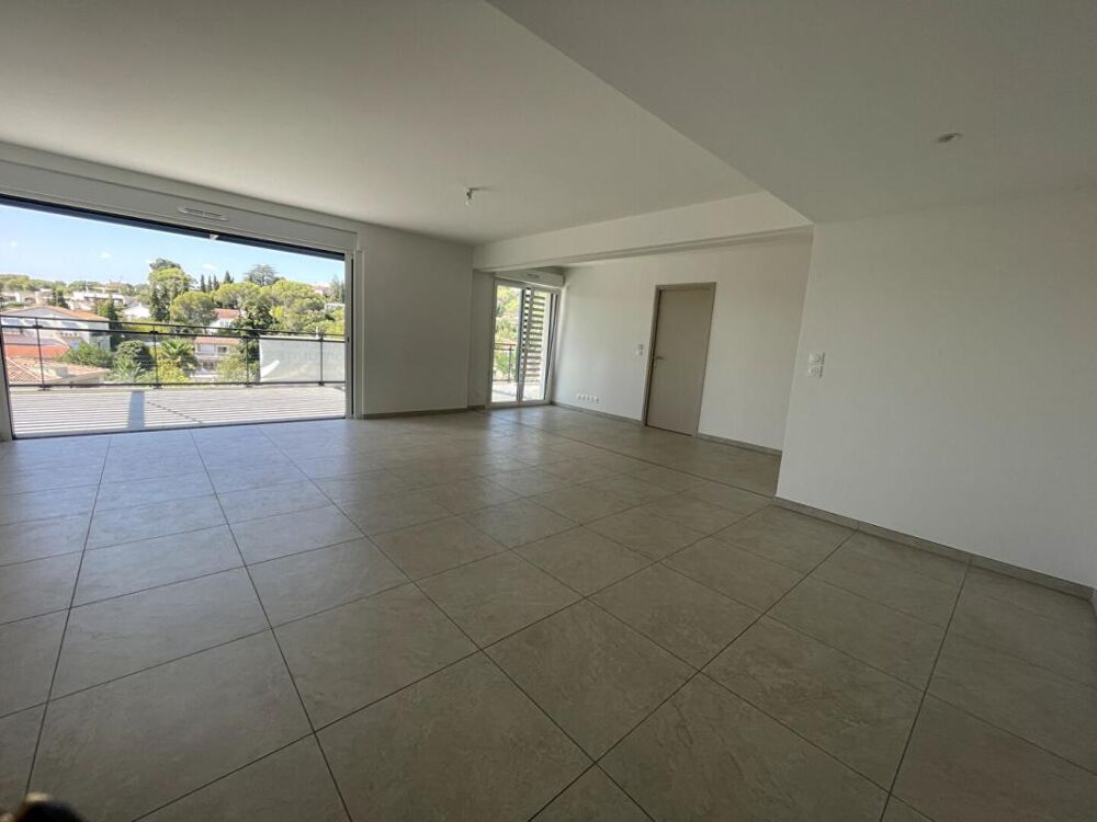 BOULOURIS Appartement T4 Grand Standing de 107 m² avec terrasse de 36 m² Frais de notaire réduits