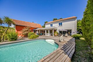 Maison à vendre 10 pièces 235 m²