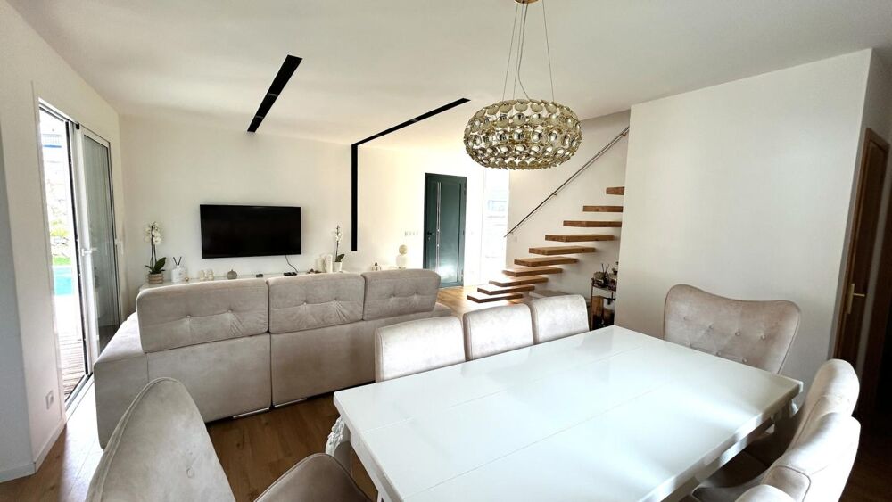 � vendre  Maison Gu�thary (64210)