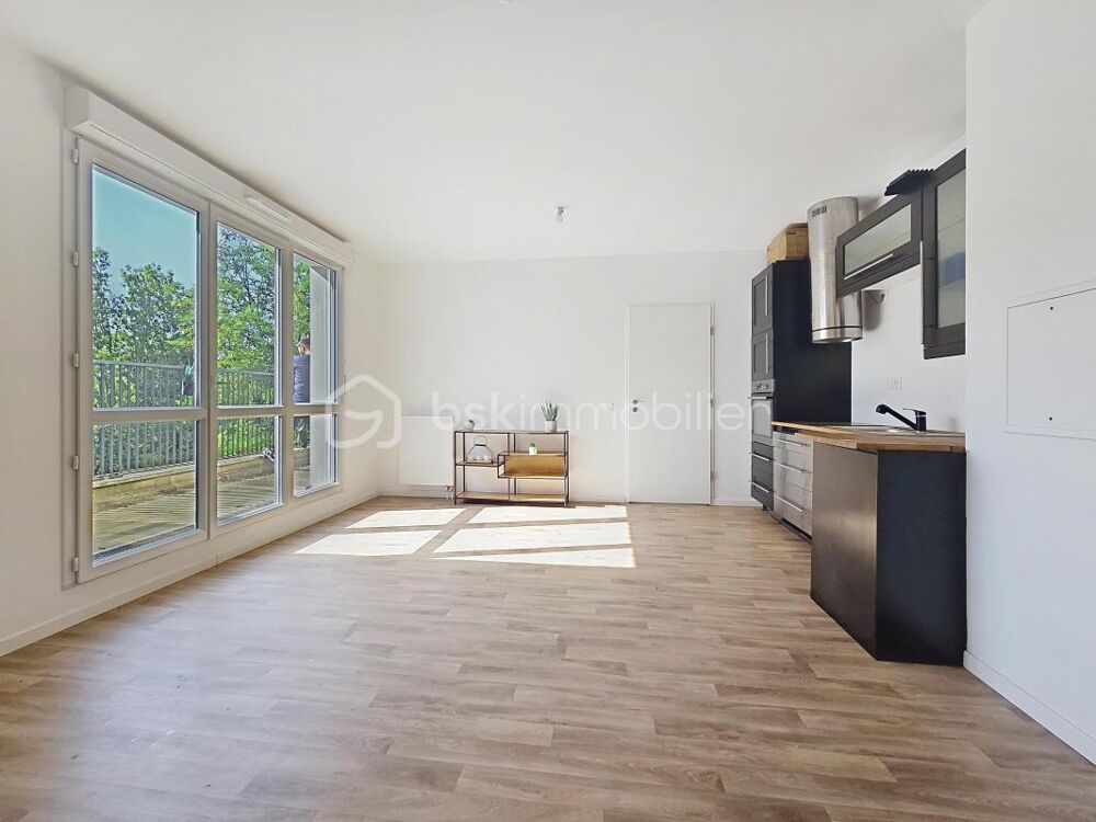 Vente Appartement F2 récent de 2021,au 5ème et dernier étage, ace terrasse exposition Ouest Gagny