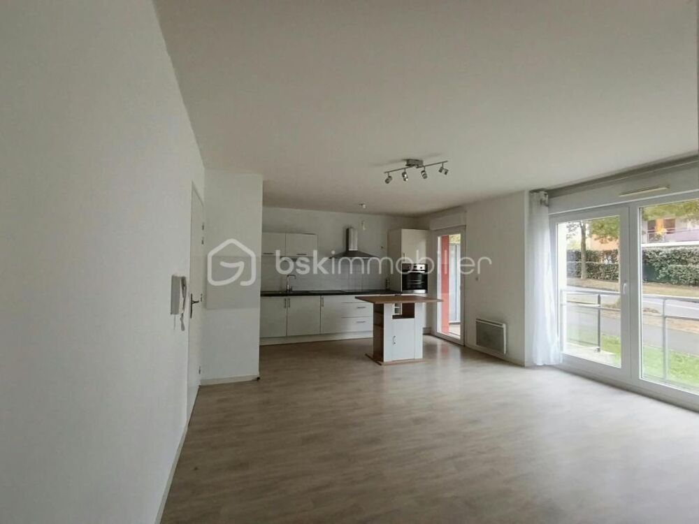 Vente Appartement APPARTEMENT T2 - 48 M² - RDC - TERRASSE - GARAGE - PARKING Betton