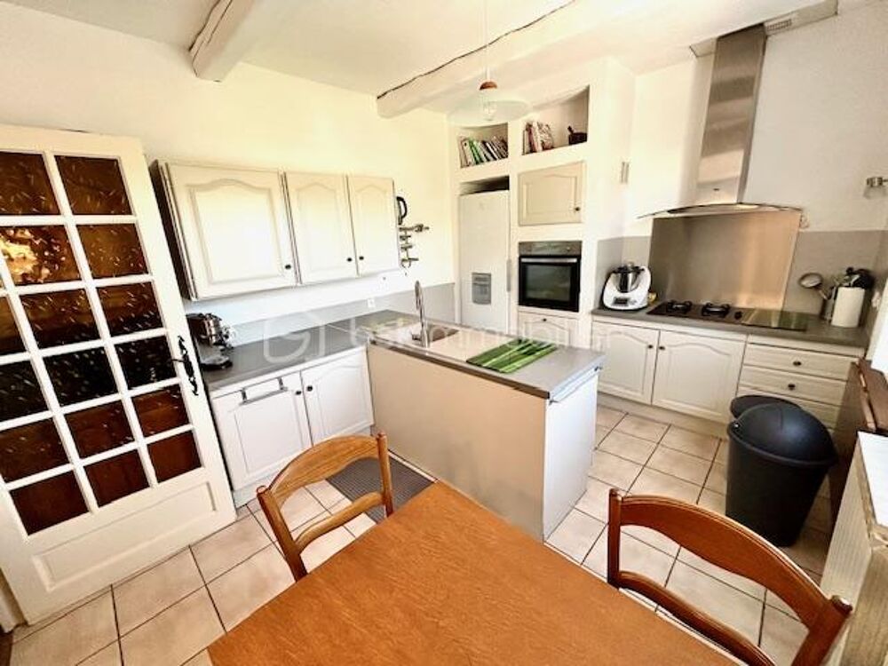 MIMET  MAISON FAMILIALE de Type 5 AVEC PISCINE ET APPARTEMENT DE 60 m2 SUR 1190 M²