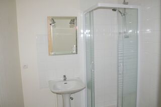  Appartement à louer 2 pièces 43 m²