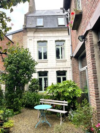  Propri�t�/ch�teau � vendre 11 pi�ces 309 m�