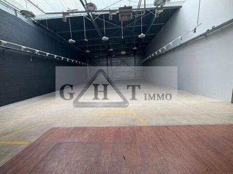 ENTREP&Ocirc;T 475 M&sup2;  &Agrave; VENDRE – VAUX-LE-P&Eacute;NIL 420000 77000 Vaux le penil