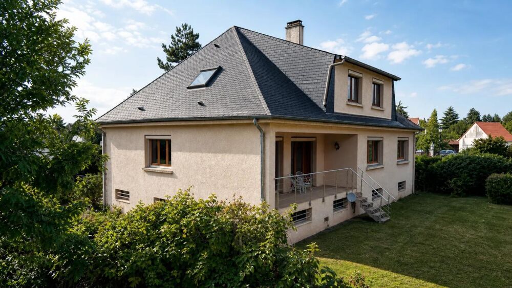 COURGENT : Maison - 203m² sur 1380m2 de jardin - 5 à 6 chambres