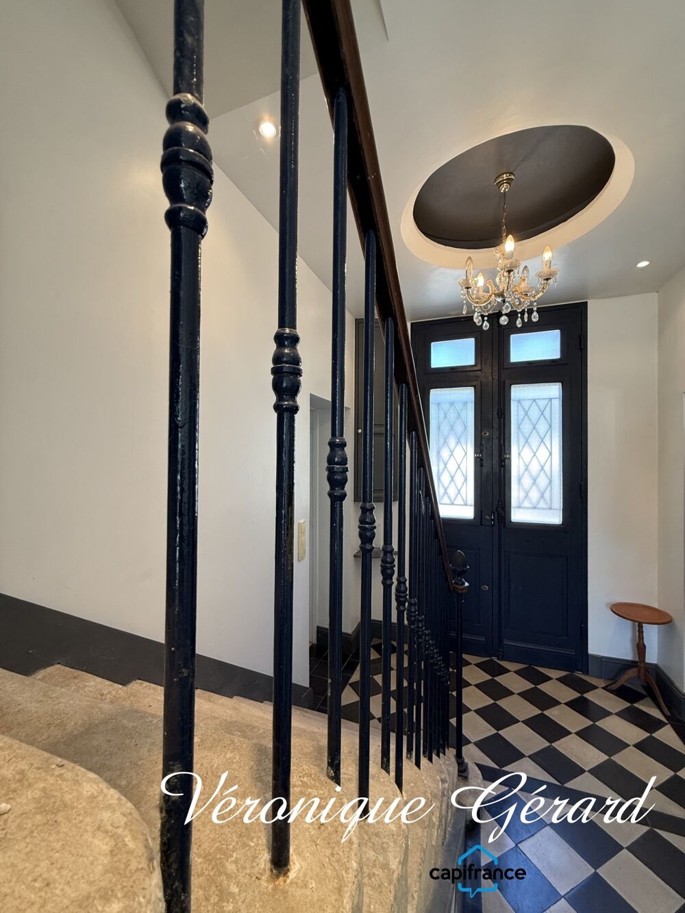 Vente Maison BELLE MAISON EN PIERRE DE TAILLE DE 252 M², 7 CHAMBRES, COMBLES AMÉNAGEABLES, JARDIN PAYSAGER,3 GARAGES Sainte terre