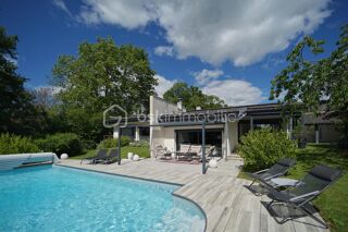  Propri�t�/ch�teau � vendre 6 pi�ces 139 m�