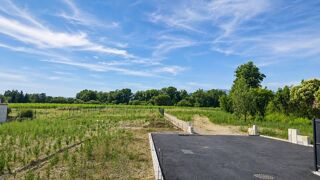  Terrain à vendre 735 m²