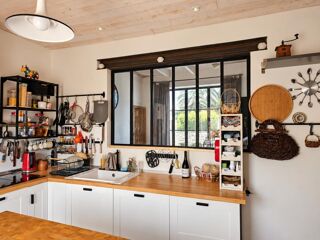Vente Maison MAISON 140 M² – 5 CHAMBRES – VUE MER – TERRASSE 160 M² – POULDREUZIC CENTRE – STATIONNEMENT – AUCUN TRAVAUX **** UNE MAISON FAMI Pouldreuzic